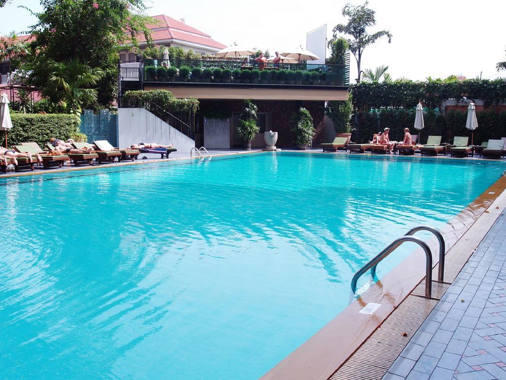 Golden Beach Hotel Pattaya Exterior foto
