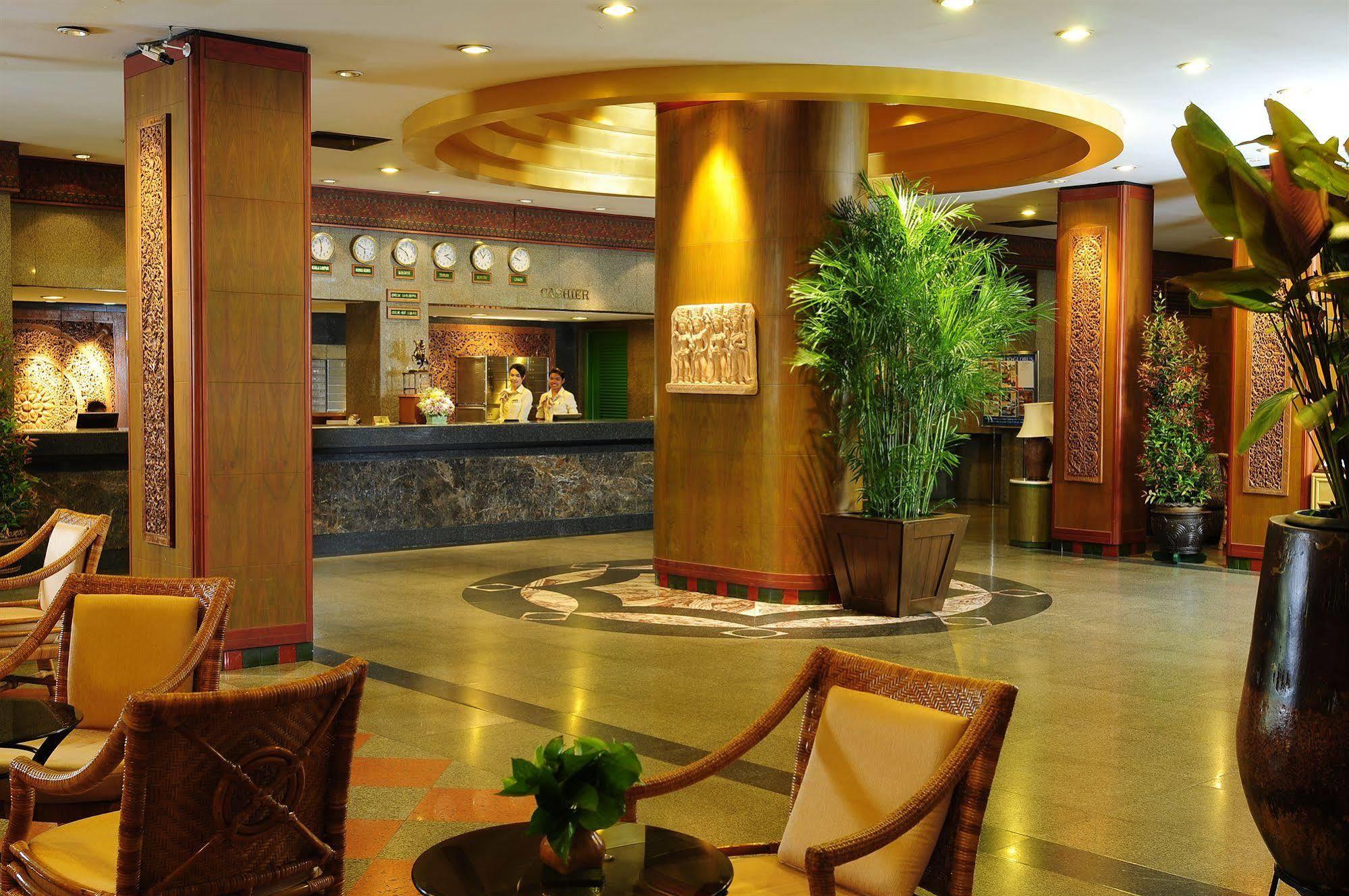 Golden Beach Hotel Pattaya Exterior foto