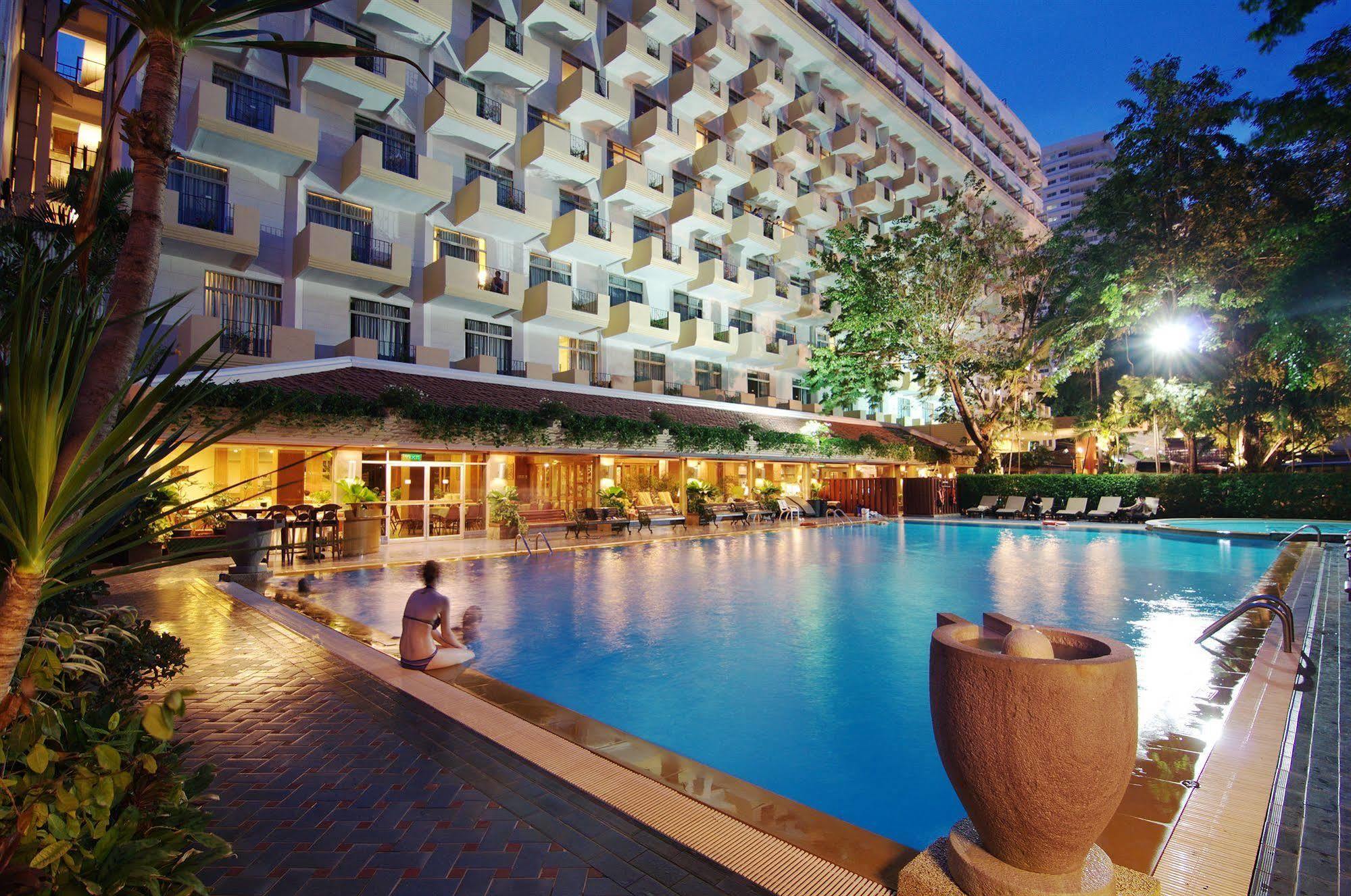 Golden Beach Hotel Pattaya Exterior foto