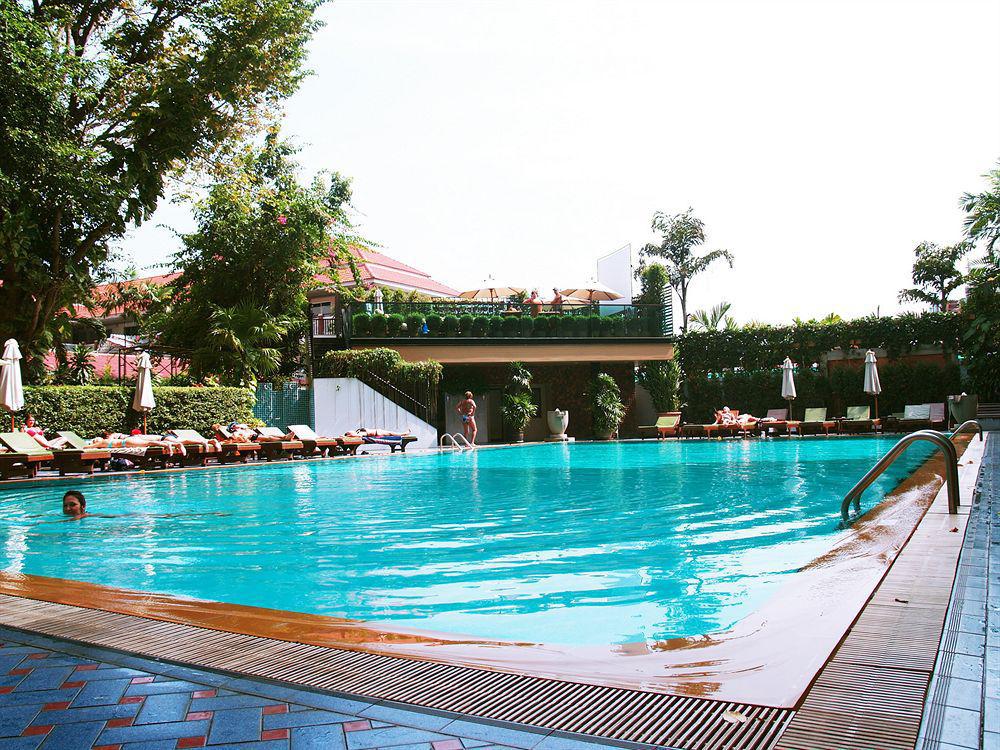 Golden Beach Hotel Pattaya Exterior foto
